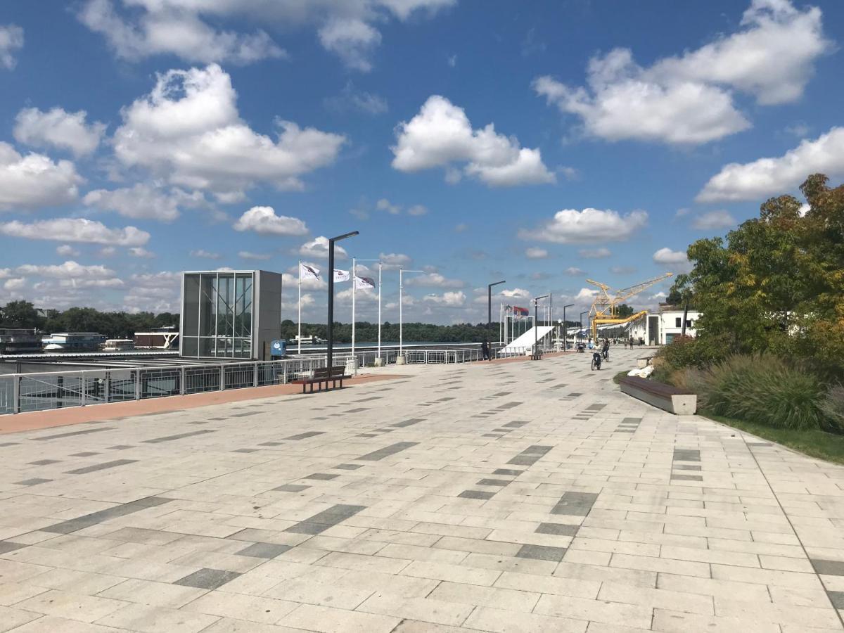 Old Port Riverside Apartments In City Center Belgrade Exterior photo